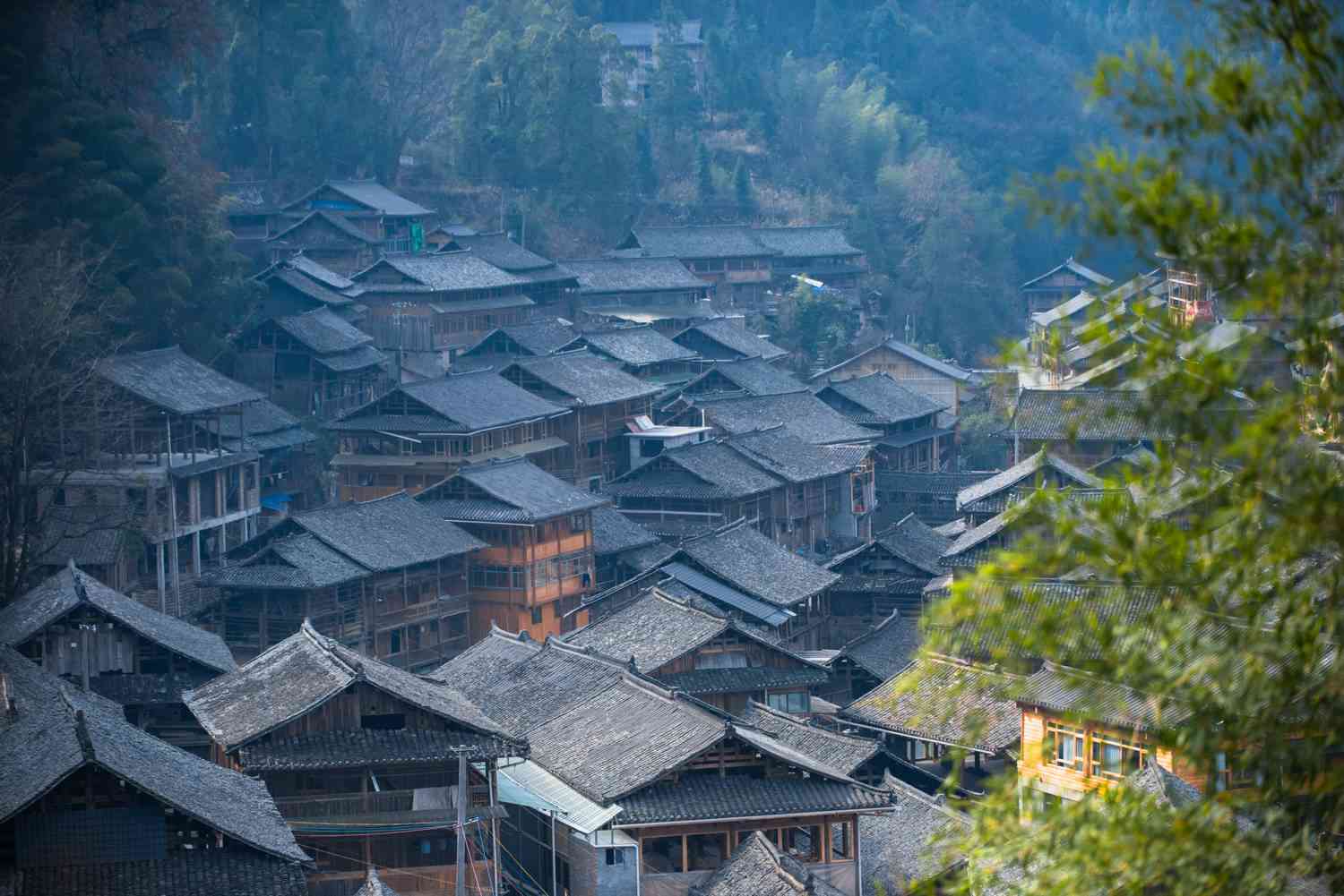 黔東